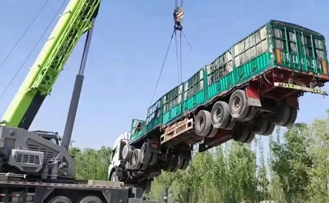 右玉道路脱困救援案例